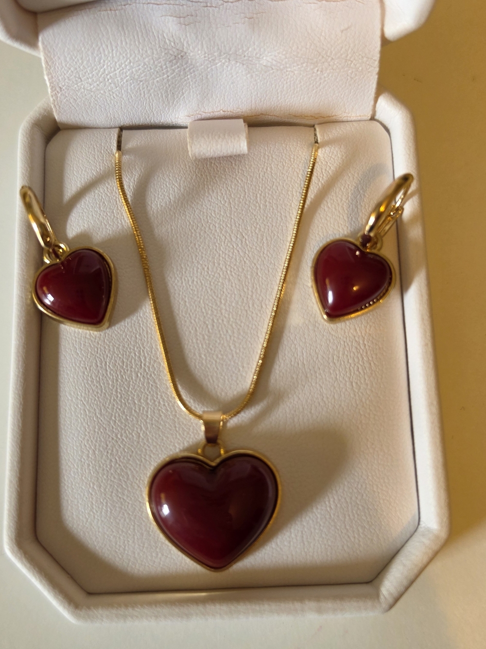 Gold-Plated Heart Necklace & Earrings Set in Deep Red